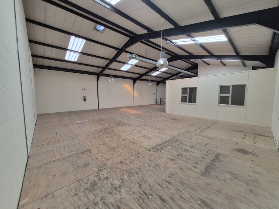 To Let Commercial Property for Rent in Maitland Western Cape